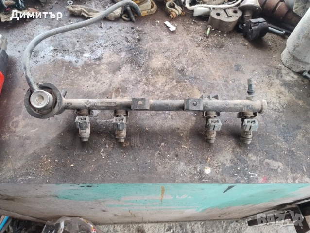 Дюзи + Клапан + Рейка  За Ситроен Ксара 1.6И 8В 1998г / Citroen Xsara 1.6I 8V 1998y