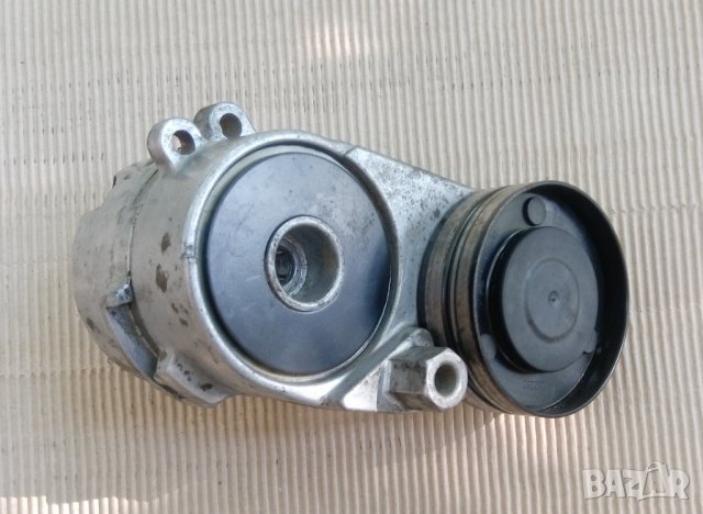 обтяжна ролка Audi A6 C5 бензин, снимка 4 - Части - 37034459