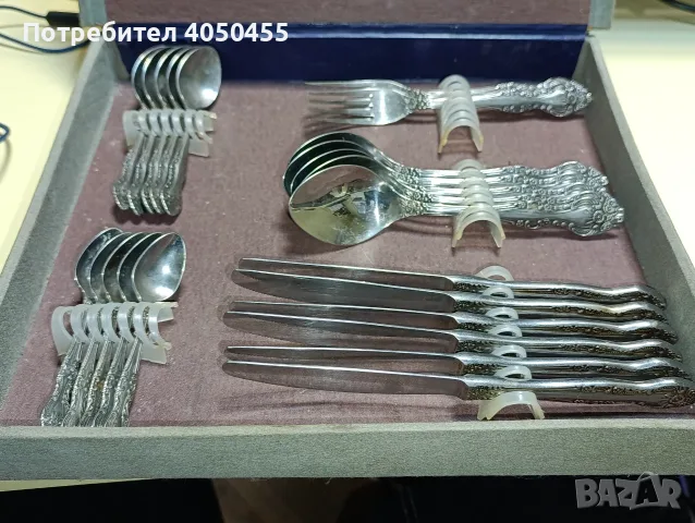 Ретро комплект прибори за хранене с орнаменти в кутия