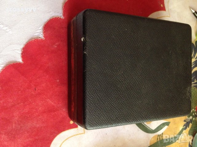 Стари самобръсначки remington-2бр, снимка 6 - Други ценни предмети - 29688364