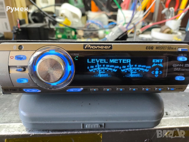 Висок клас авто радио Pioneer DEH-P70BT