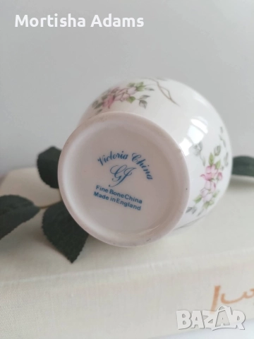 Английска ваза- фин костен порцелан , снимка 5 - Вази - 52841337