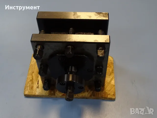 Ножодържач с челни палци за струг 154х154х42mm tool holder with front clamping pins
