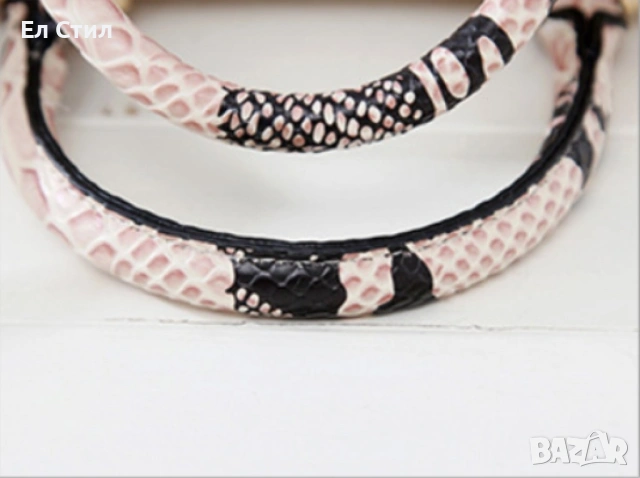 Дамска чанта с декорация от бяла змийска кожа., снимка 12 - Чанти - 53309907