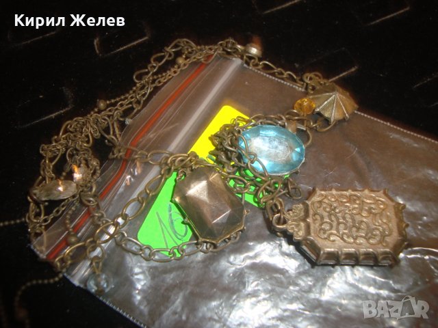 ВИНТИДЖ БРОНЗОВ ГЕРДАН КОЛИЕ МЕДАЛЬОН с ГОЛЯМ ФАСЕТИРАН СИН КРИСТАЛ 41353, снимка 4 - Колиета, медальони, синджири - 30568639