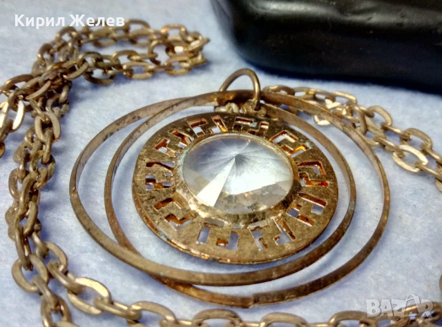 ВЕЛИКОЛЕПНО ПОЗЛАТЕНО ВИНТИДЖ АРТ КОЛИЕ с МЕДАЛЬОН с ФАСЕТИРАН БОХЕМСКИ КРИСТАЛ 40779, снимка 7 - Колиета, медальони, синджири - 51255580