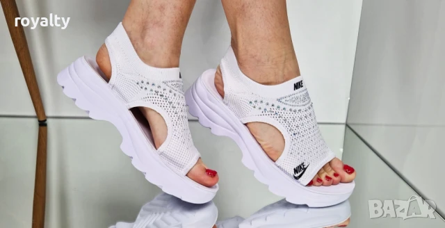 Nike бели дамски сандали 