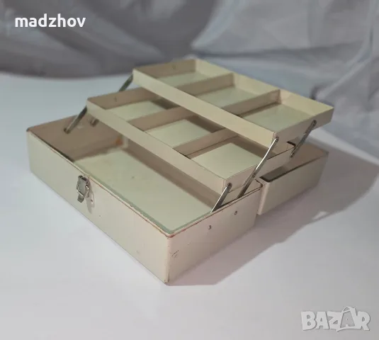 Съветска метална разтегателна кутия, снимка 5 - Антикварни и старинни предмети - 56136738