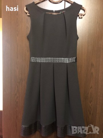 Черна рокля с кожени ленти , снимка 3 - Рокли - 39889594