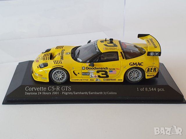 Колекционерски модел Corvette C5-R Minichamps 1/43, снимка 5 - Колекции - 34478604