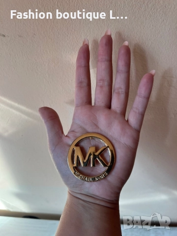 Златно лого на марката Michael Kors ❤️