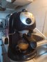 Кафе машина Делонги с ръкохватка с крема диск, работи отлично и прави хубаво кафе с каймак , снимка 1 - Кафемашини - 38954314