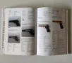 The Complete encyslopedia of Pistols & Revolvers, снимка 5