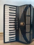 Акордеон Weltmeister seperato standard 72 баса , снимка 2