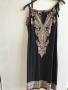Продавам чисто нова ,страхотна ,елегантна рокля 38  номер , снимка 9
