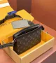 Чанта Luis Vuitton Gaston Wearable Wallet
, снимка 1