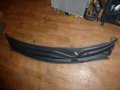 Решетка под предно стъкло Пежо 107 .68 к.с, снимка 1