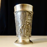 Чаша от калай с картини на Карл Шпицвег. , снимка 1 - Антикварни и старинни предмети - 31804487
