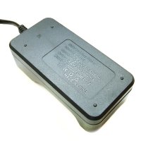 Зарядно устройство за акумулаторни батерии 18650 3.7V Li-Ion, снимка 2 - Други инструменти - 29183150