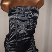 М/L Черна ,еластична сатенена къса рокля, снимка 3 - Рокли - 36744650