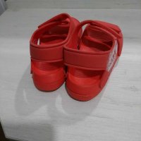 Детски сандалки Adidas 28 номер, снимка 2 - Детски сандали и чехли - 29169265