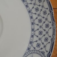 Порцеланова чинийка Thun 1794 Чехия Евтино , снимка 3 - Колекции - 42272093