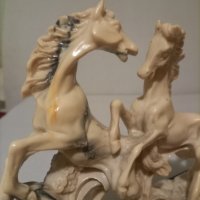 Уникална-Изключителна красива топ находка,фигурка статуетка на изящни коне., снимка 13 - Статуетки - 44344199