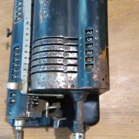стара механична сметачна машина, снимка 3 - Антикварни и старинни предмети - 36950928