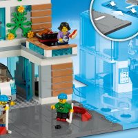 LEGO® City - Семейна къща  60291, снимка 10 - Конструктори - 32024636