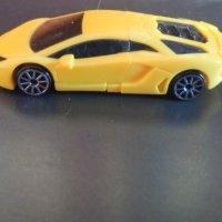 Lamborghini от шоколадово яйце киндерсюрприз, снимка 2 - Коли, камиони, мотори, писти - 29107259