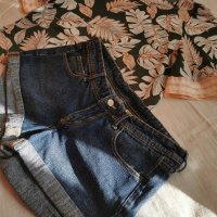 Къси дънкови панталонки H&M, снимка 2 - Къси панталони и бермуди - 29814407