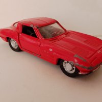 Chevrolet Corvette 1963 Maisto 1:38, снимка 5 - Колекции - 42894354