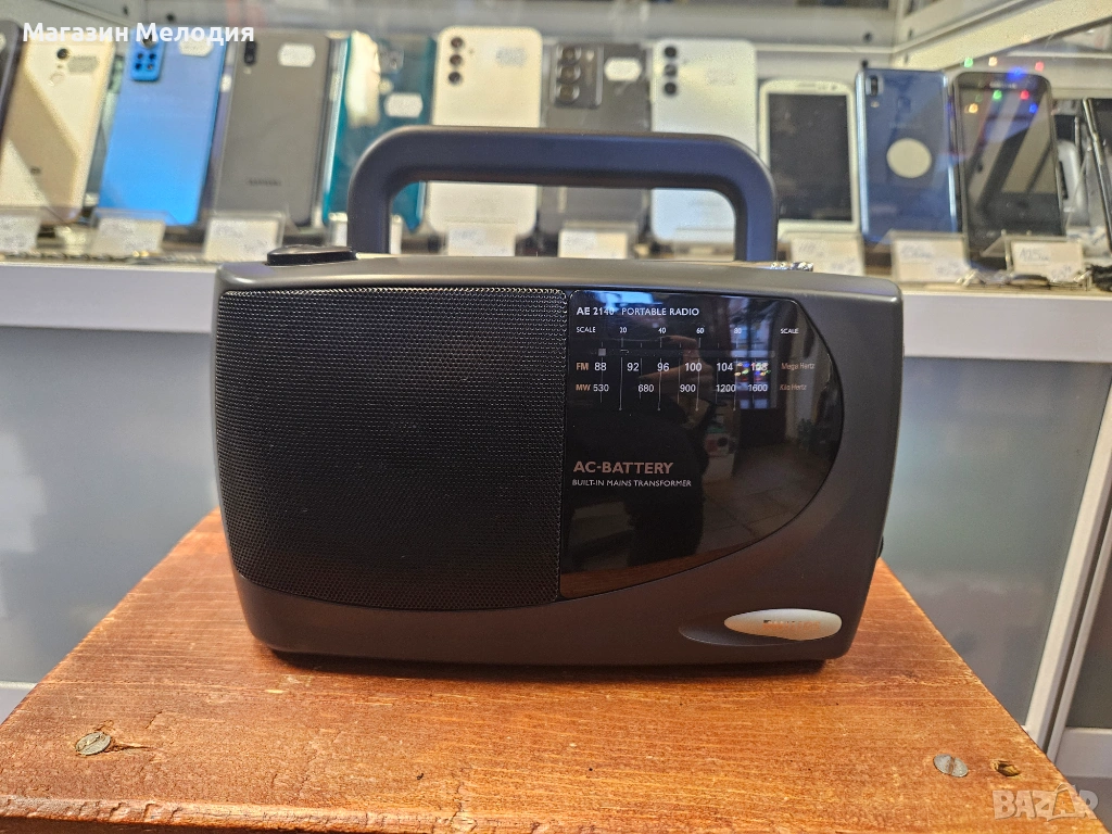 Радио Philips AE 2140  В отлично техническо и визуално състояние., снимка 1