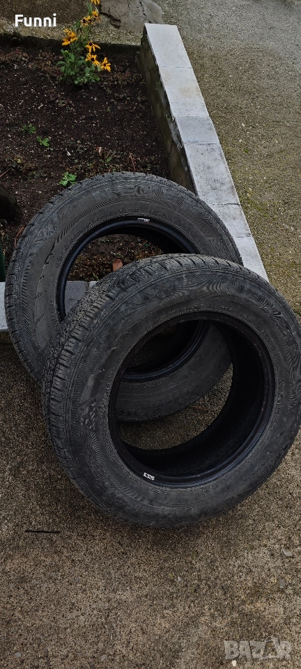 Зимни бусови гуми 205/70/15, снимка 1