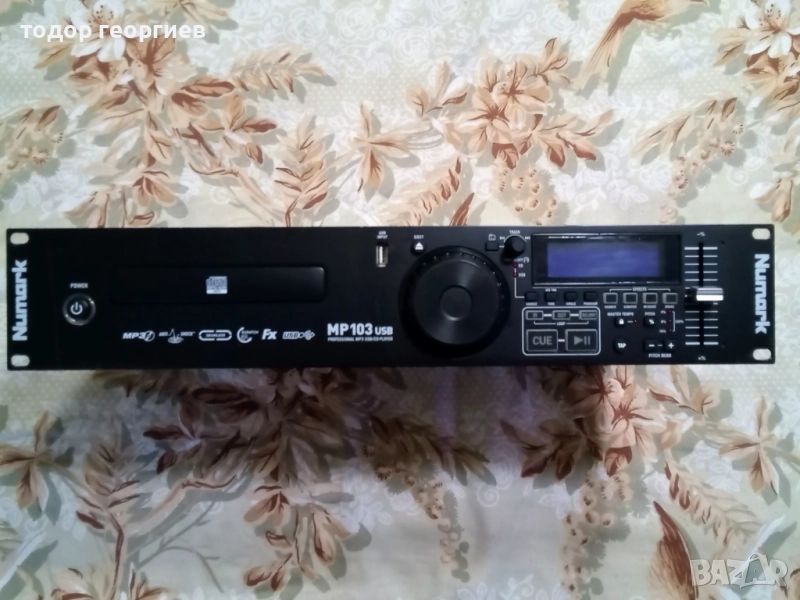 Продавам СД Numark с вход за флашка ,MP3 формат, снимка 1