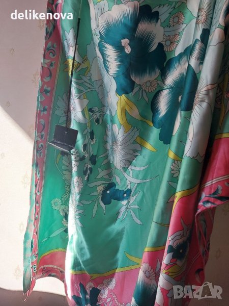 Renato Nucci. Size 42-44 Изключителна рокля от Коприна, снимка 1