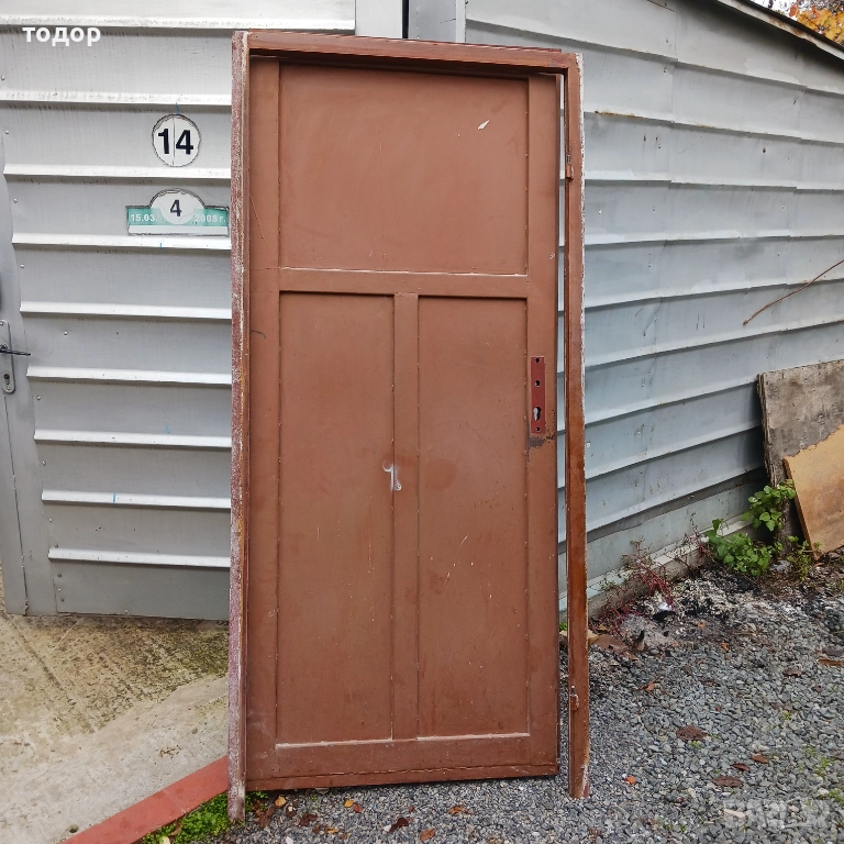 Метална врата , снимка 1