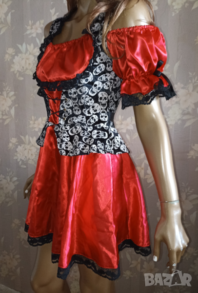 Карнавална пиратска рокля от сатен и дантела със забележка S, снимка 1