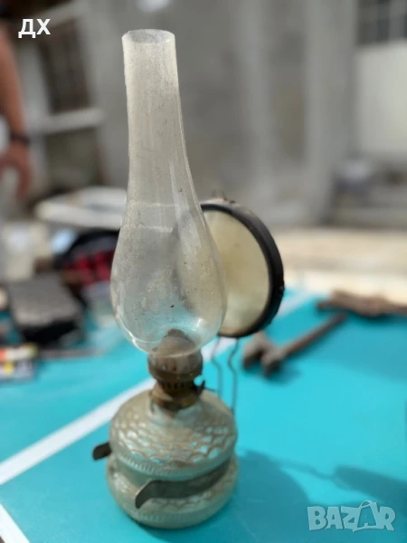 Ретро стара лампа с две крушки ( едната е леко пукната отдолу), снимка 1