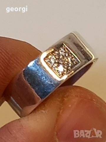 Сребърна халка с четири камъка