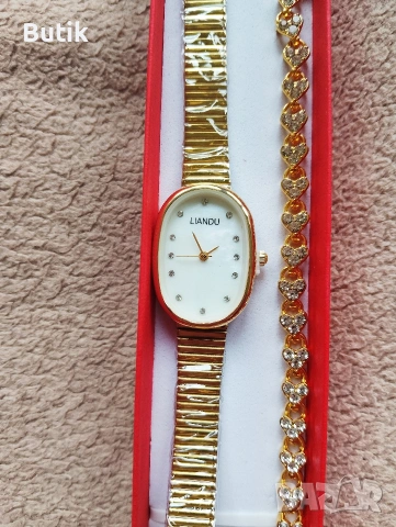 Дамски часовник с гривна 