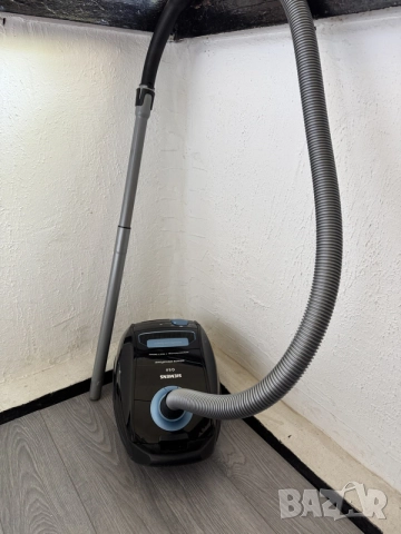 Прахосмукачка с Торба Siemens Q5.0 extreme silencePower 850W!, снимка 2 - Прахосмукачки - 56215926