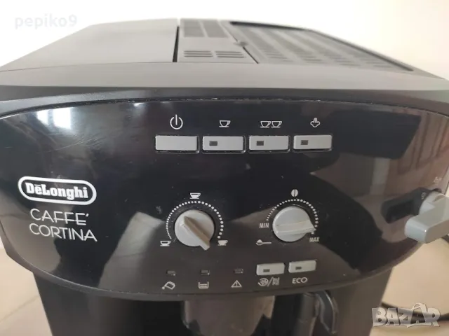 Продавам Употребявана кафемашина робот пълен автомат DELONGHI KAFE KORTINA BLACK, снимка 15 - Кафемашини - 49409268