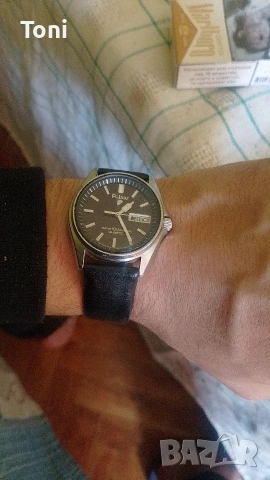 часовник Pulsar Y563-6159