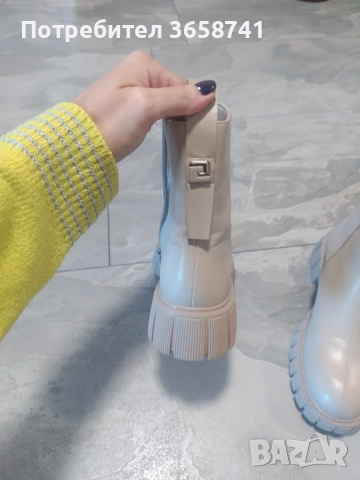 Дамски боти в бежов тъмен цвят, снимка 3 - Дамски боти - 52399525