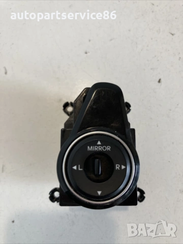 Превключвател за управление на страничните огледала за Hyundai i40 1.7 CRDi (2014) 39R480-1230