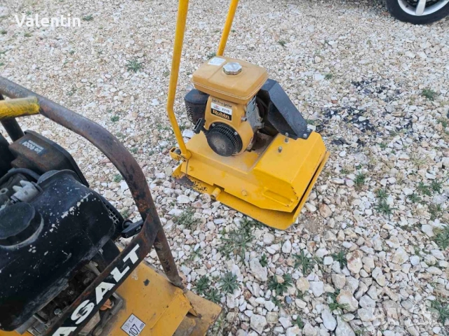 Трамбовки под наем, снимка 2 - Други машини и части - 51783452