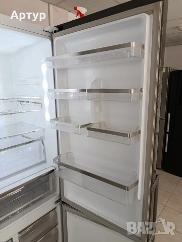 Хладилник Samsung , снимка 4 - Хладилници - 54233513