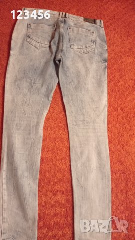 Дамски дънки, снимка 3 - Дънки - 44230415