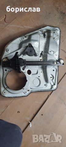 Заден десен механизъм за стъкло за голф 4, снимка 2 - Части - 37064419